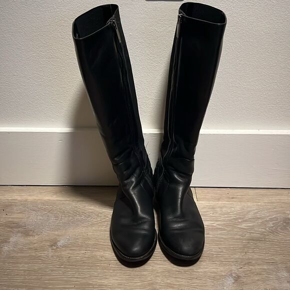 AQUATALIA Oralie Knee-High Stretch Leather Riding Boots Side Zip Quilted, Size 8 - Picture 2 of 15